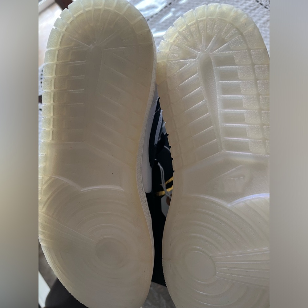 Men’s shoes - Picture 2 of 6